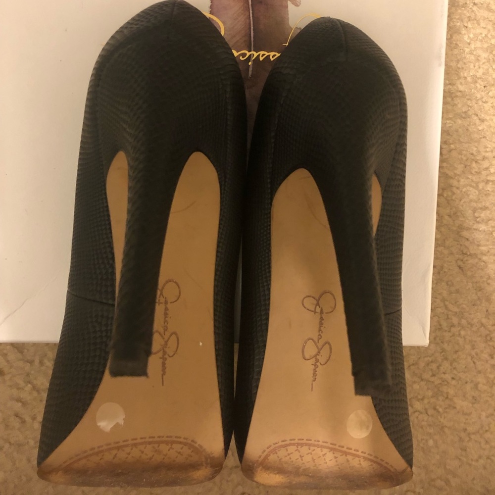 ☀️Jessica Simpson Black Suede Heels - Picture 4 of 4